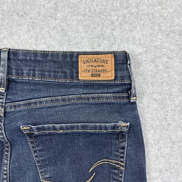 Levi's Signature Gold Women's Mid Rise Bootcut Waterless Jeans Size 4S 27x30 - Picture 7 of 10